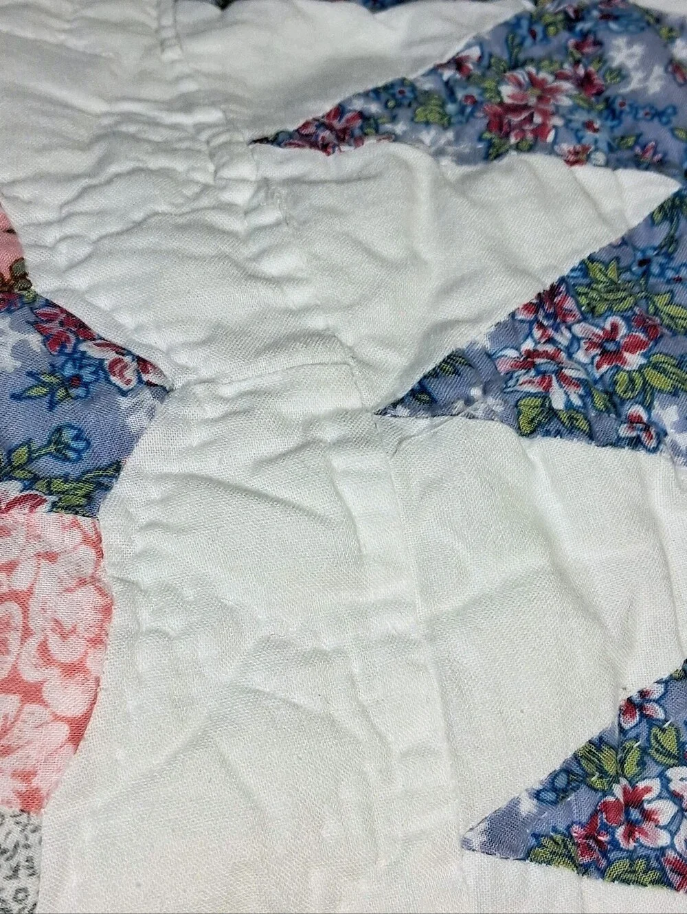 Missouri Quilt Co./Yoda Fabrics RN85817 84x80 King Handsewn l Pinwheel Quilt
